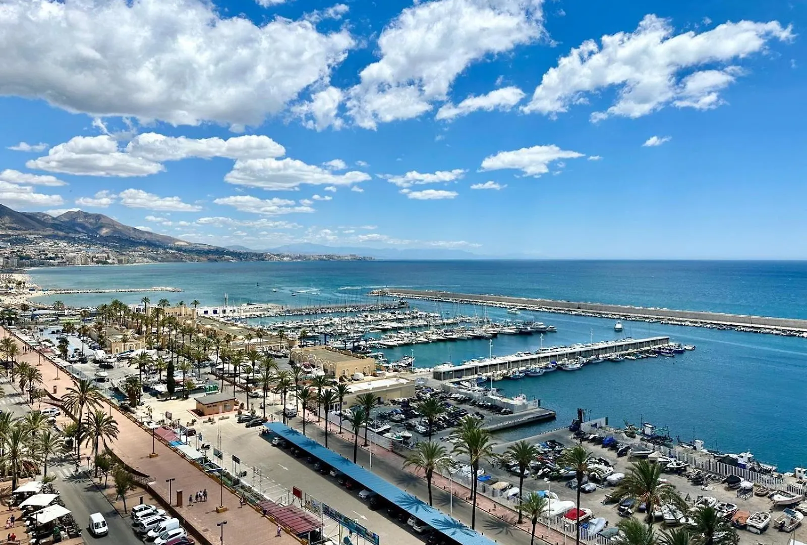 Costa Del Sol Seaside Studio - 5 Mins From Beach Fuengirola 0*,  España