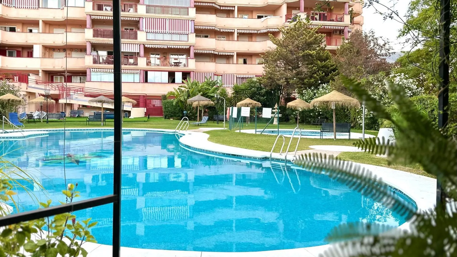 Costa Del Sol Seaside Studio - 5 Mins From Beach Fuengirola