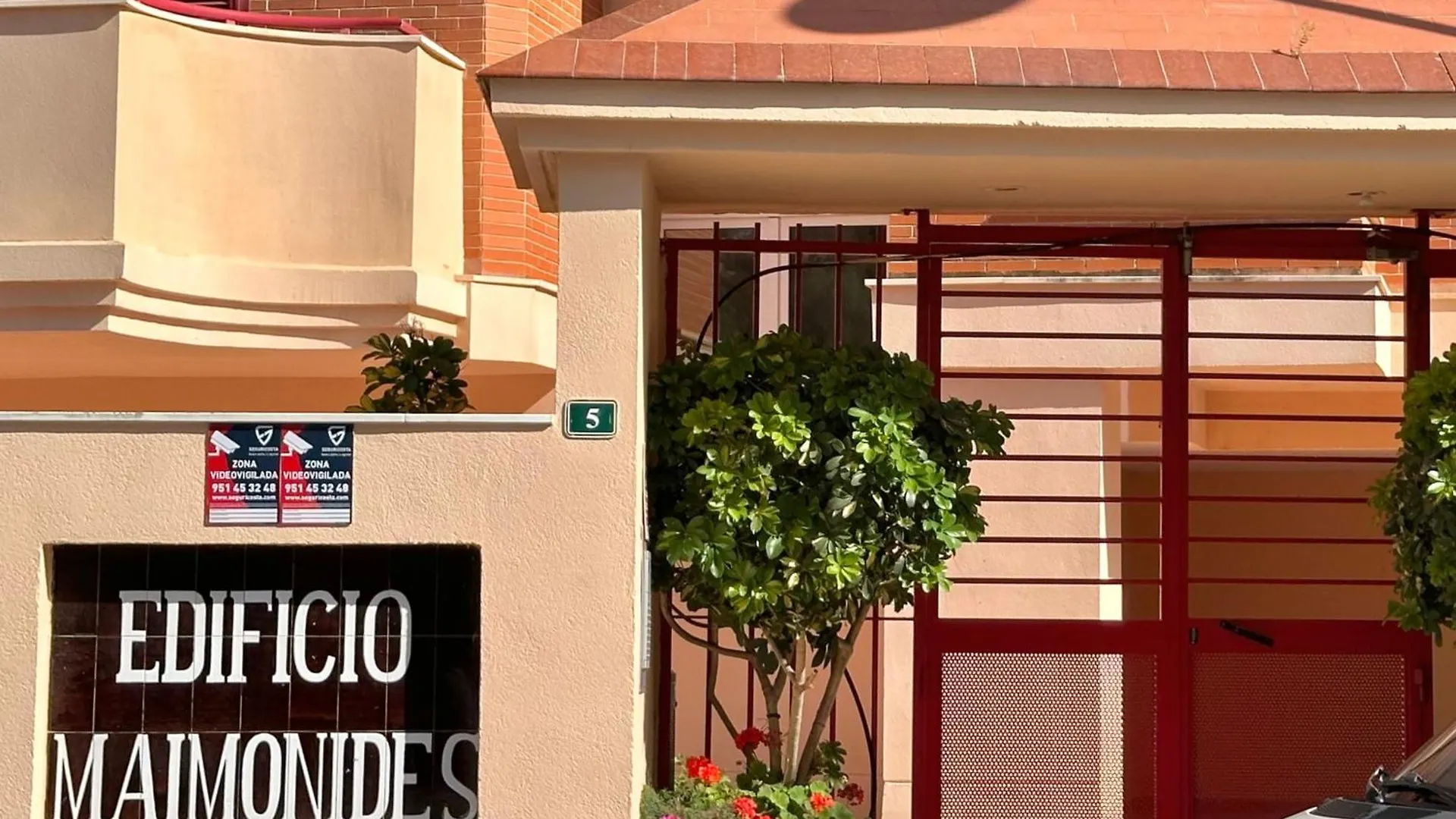 Costa Del Sol Seaside Studio - 5 Mins From Beach Fuengirola